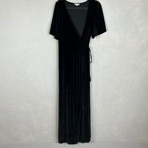 Baltic Born size XXL Katelyn velvet maxi wrap dress black short sleeve